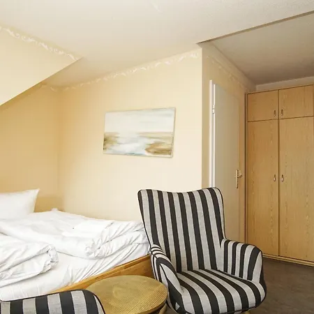 Apartman Nur 100 M Zum Strand, Schoene Mit Balkon - App Eldena 10